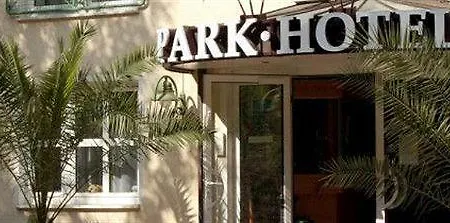 Park Hotel 3*